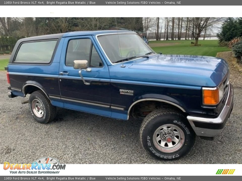1989 Ford Bronco XLT 4x4 Bright Regatta Blue Metallic / Blue Photo #3