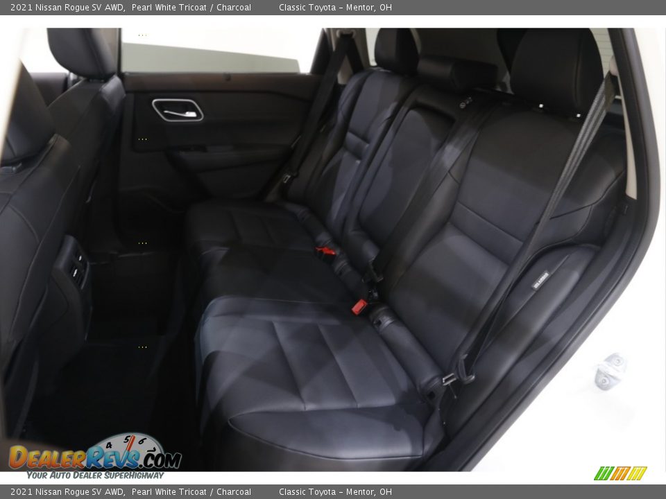 2021 Nissan Rogue SV AWD Pearl White Tricoat / Charcoal Photo #14