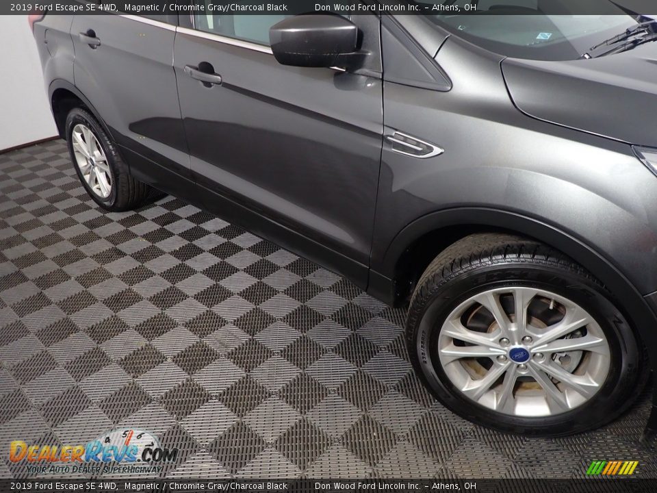 2019 Ford Escape SE 4WD Magnetic / Chromite Gray/Charcoal Black Photo #4