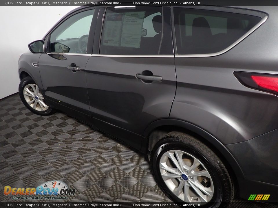 2019 Ford Escape SE 4WD Magnetic / Chromite Gray/Charcoal Black Photo #18