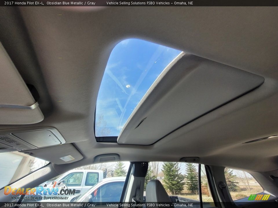 2017 Honda Pilot EX-L Obsidian Blue Metallic / Gray Photo #6