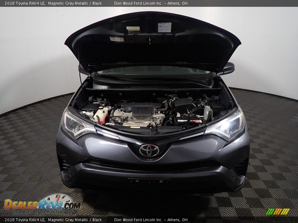 2018 Toyota RAV4 LE Magnetic Gray Metallic / Black Photo #6