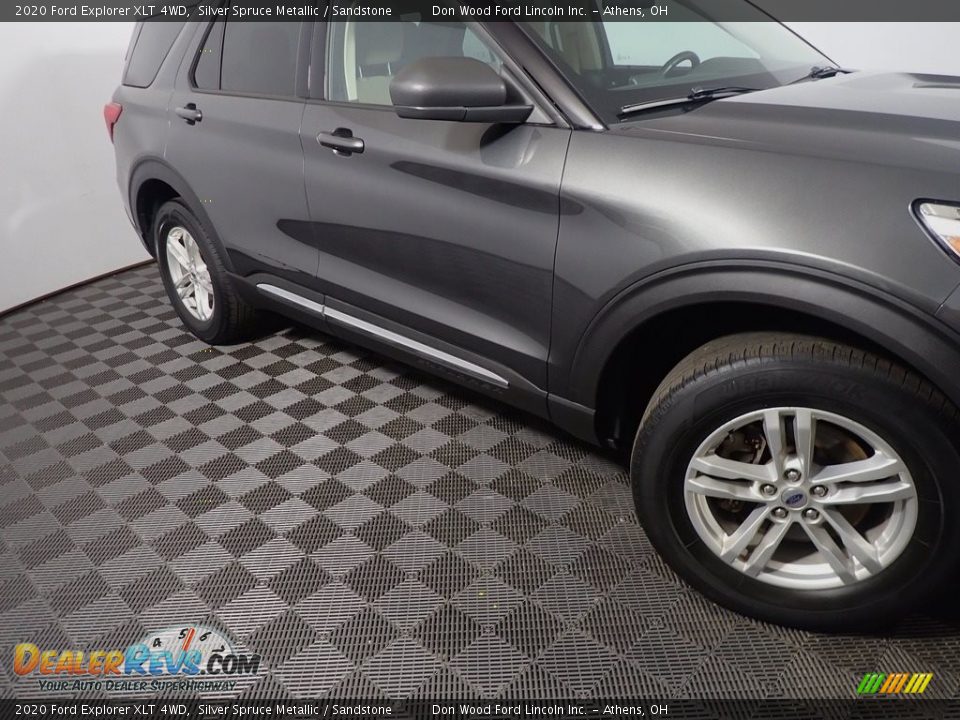 2020 Ford Explorer XLT 4WD Silver Spruce Metallic / Sandstone Photo #4