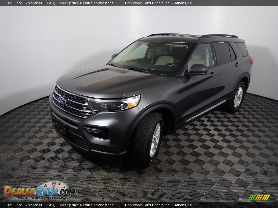 2020 Ford Explorer XLT 4WD Silver Spruce Metallic / Sandstone Photo #9