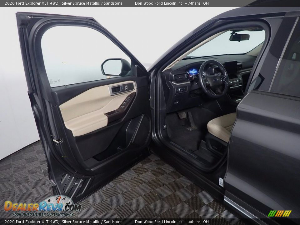 2020 Ford Explorer XLT 4WD Silver Spruce Metallic / Sandstone Photo #22