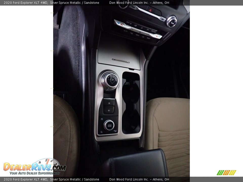 2020 Ford Explorer XLT 4WD Silver Spruce Metallic / Sandstone Photo #34
