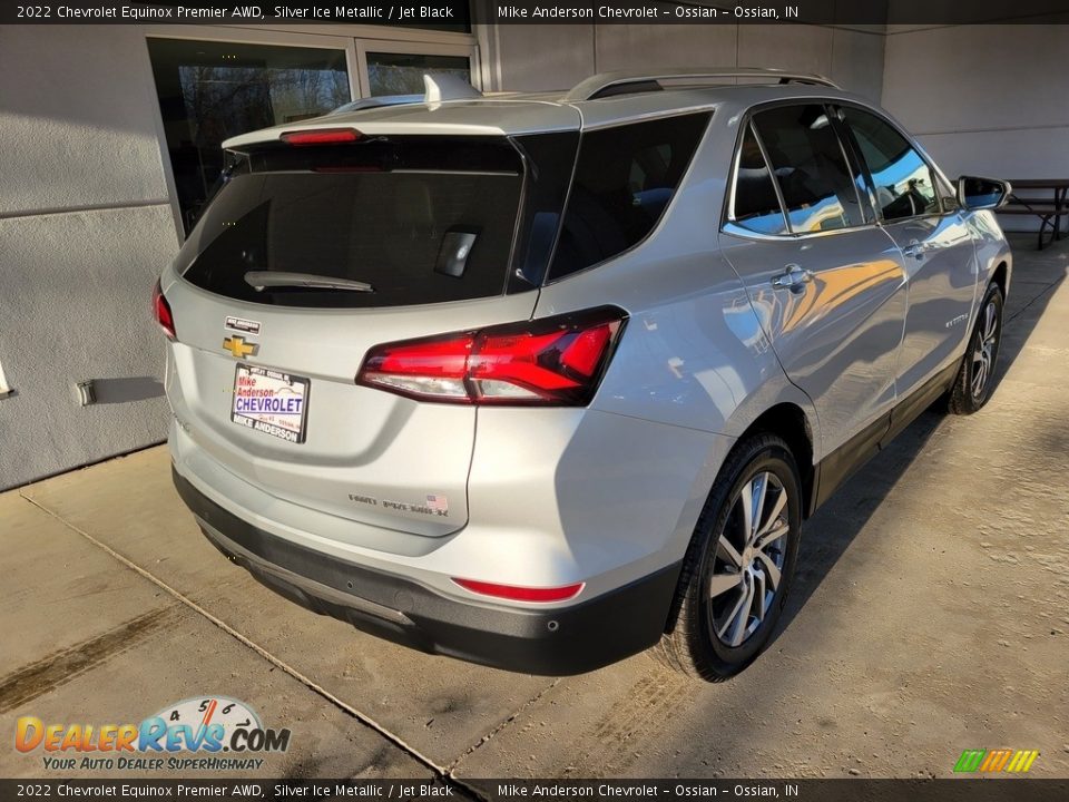 2022 Chevrolet Equinox Premier AWD Silver Ice Metallic / Jet Black Photo #4