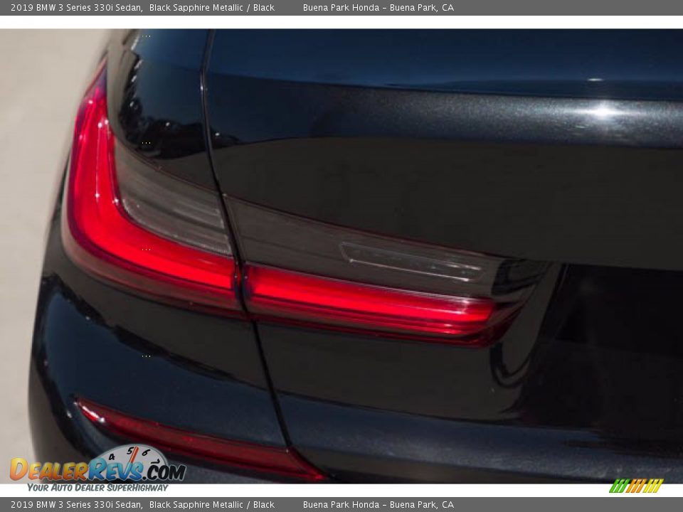 2019 BMW 3 Series 330i Sedan Black Sapphire Metallic / Black Photo #10