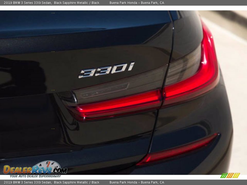 2019 BMW 3 Series 330i Sedan Black Sapphire Metallic / Black Photo #11