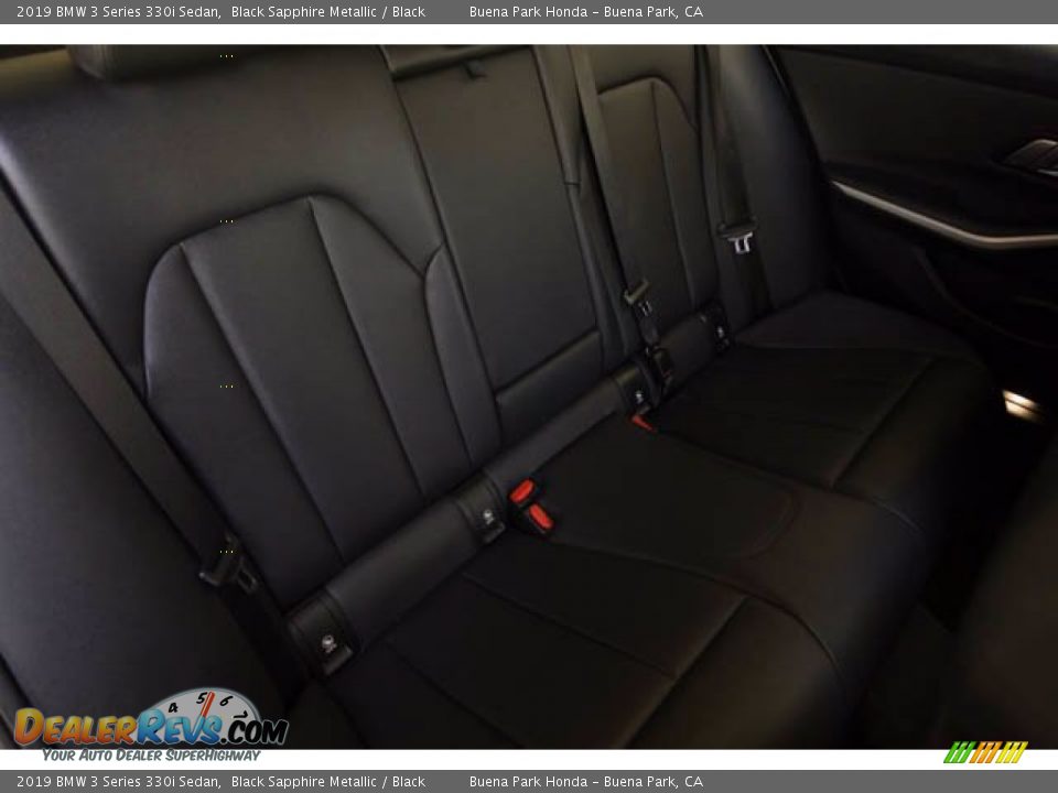 2019 BMW 3 Series 330i Sedan Black Sapphire Metallic / Black Photo #23