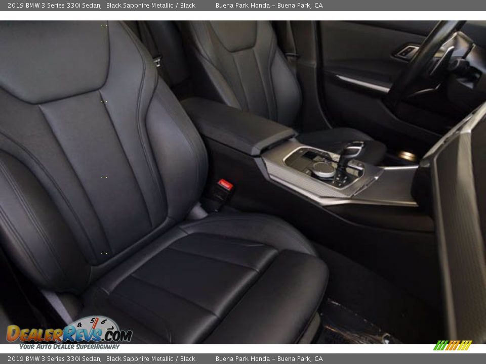 2019 BMW 3 Series 330i Sedan Black Sapphire Metallic / Black Photo #25