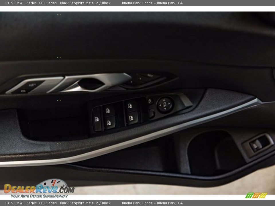 2019 BMW 3 Series 330i Sedan Black Sapphire Metallic / Black Photo #31