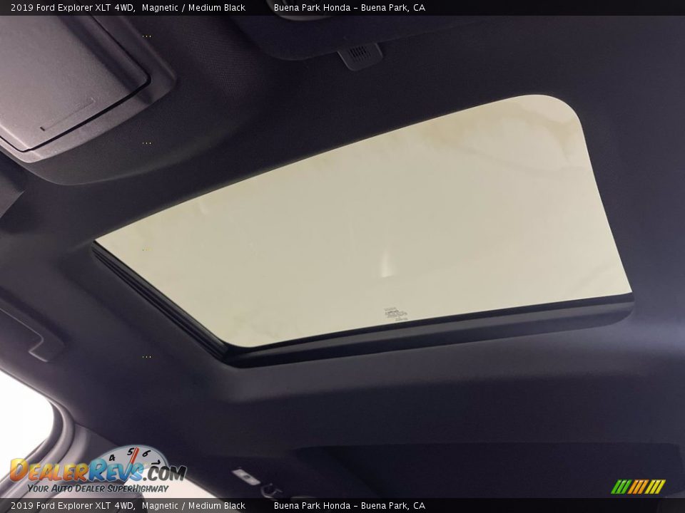2019 Ford Explorer XLT 4WD Magnetic / Medium Black Photo #23