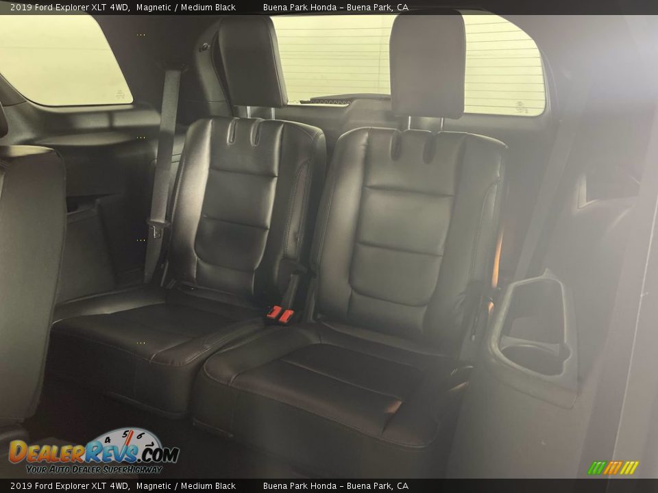 2019 Ford Explorer XLT 4WD Magnetic / Medium Black Photo #27