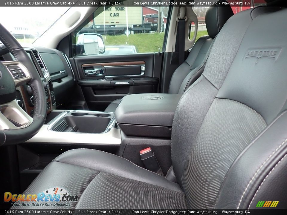 Front Seat of 2016 Ram 2500 Laramie Crew Cab 4x4 Photo #10