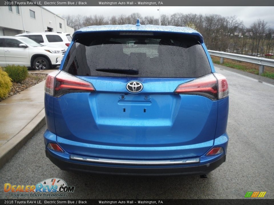 2018 Toyota RAV4 LE Electric Storm Blue / Black Photo #13