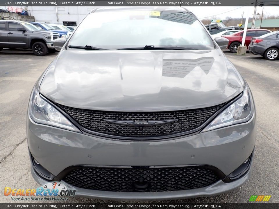 2020 Chrysler Pacifica Touring Ceramic Grey / Black Photo #9