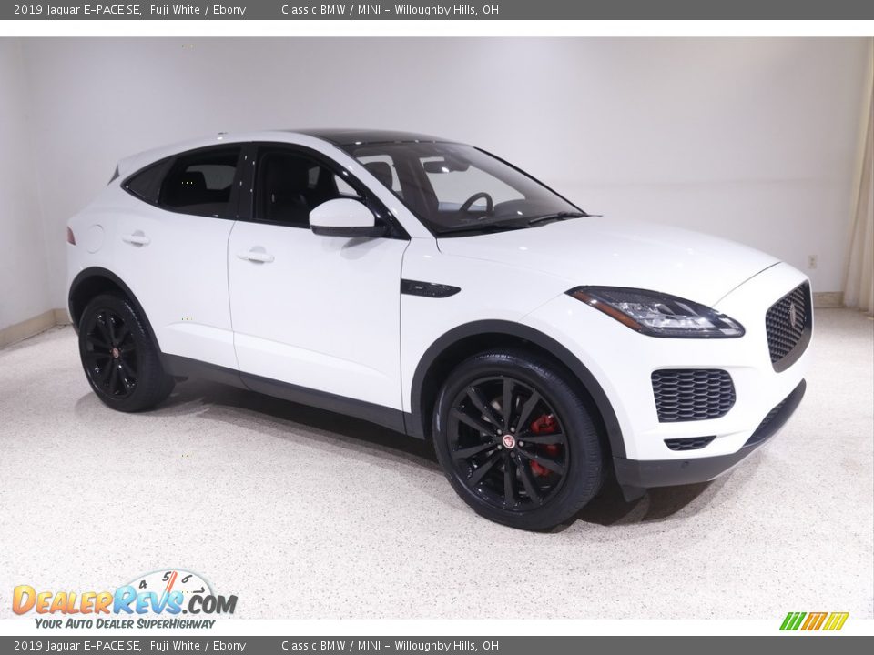 Fuji White 2019 Jaguar E-PACE SE Photo #1