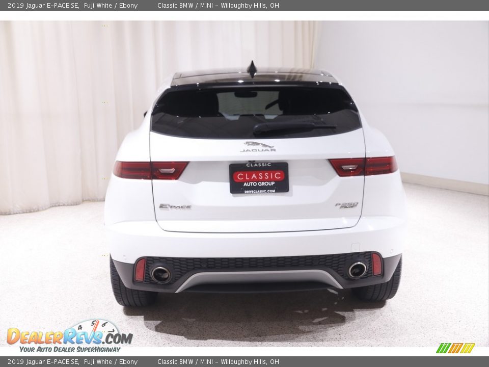 2019 Jaguar E-PACE SE Fuji White / Ebony Photo #20