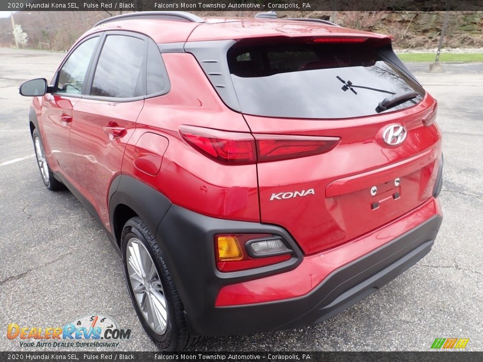 2020 Hyundai Kona SEL Pulse Red / Black Photo #2