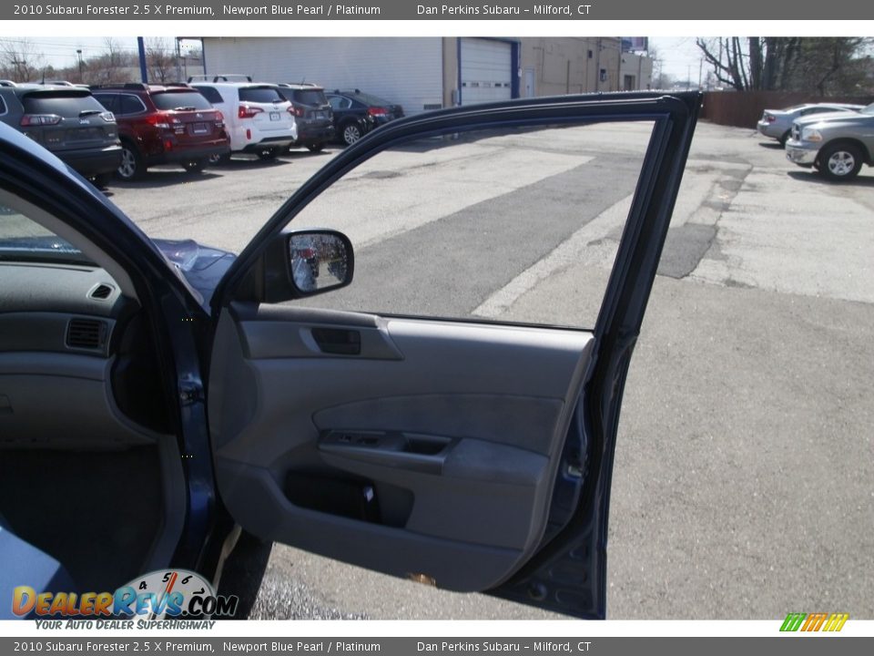 2010 Subaru Forester 2.5 X Premium Newport Blue Pearl / Platinum Photo #16
