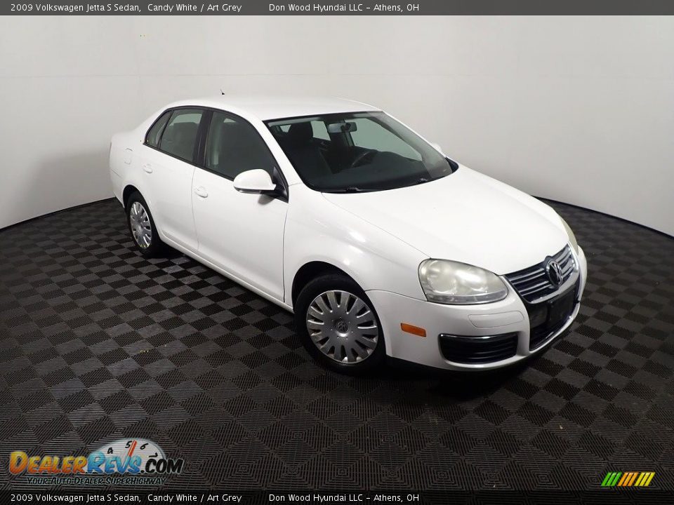 2009 Volkswagen Jetta S Sedan Candy White / Art Grey Photo #2