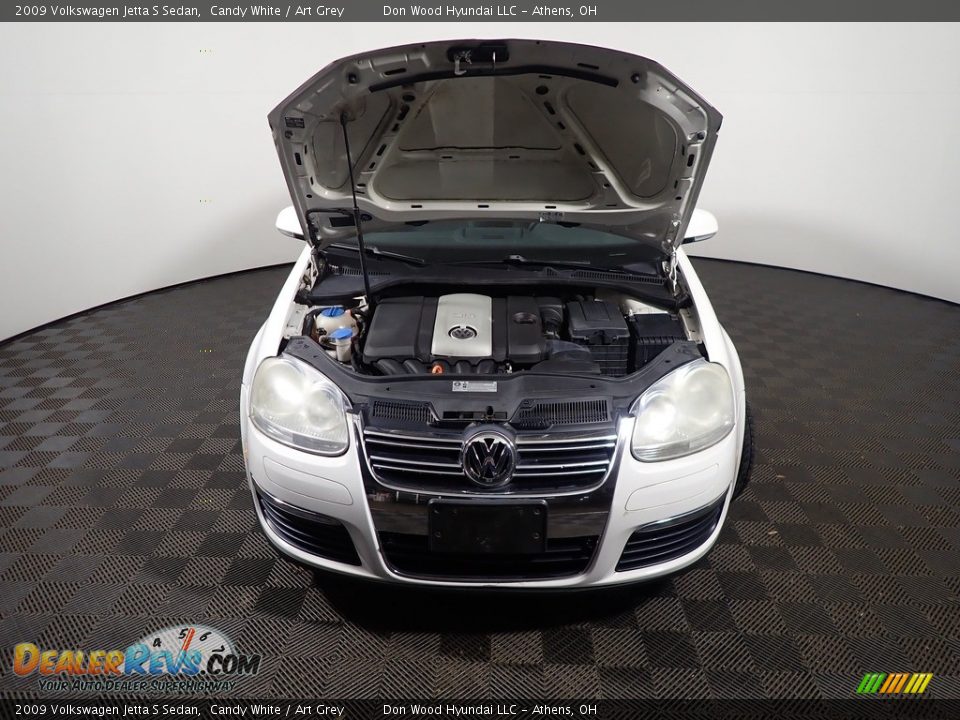 2009 Volkswagen Jetta S Sedan Candy White / Art Grey Photo #5