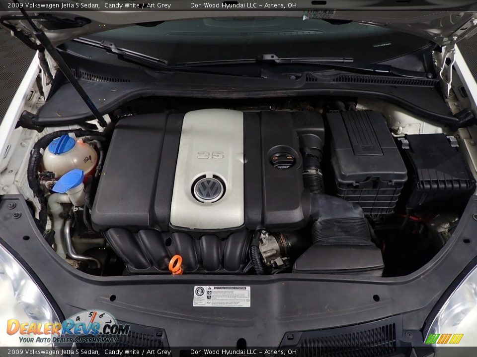 2009 Volkswagen Jetta S Sedan Candy White / Art Grey Photo #6