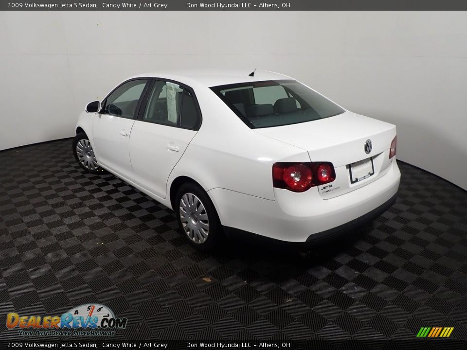 2009 Volkswagen Jetta S Sedan Candy White / Art Grey Photo #9