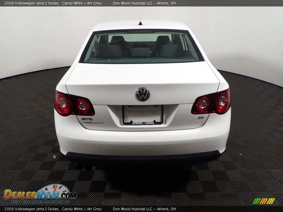 2009 Volkswagen Jetta S Sedan Candy White / Art Grey Photo #10