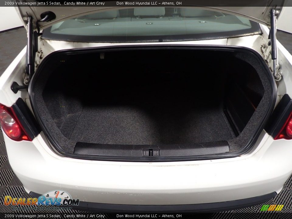 2009 Volkswagen Jetta S Sedan Candy White / Art Grey Photo #12