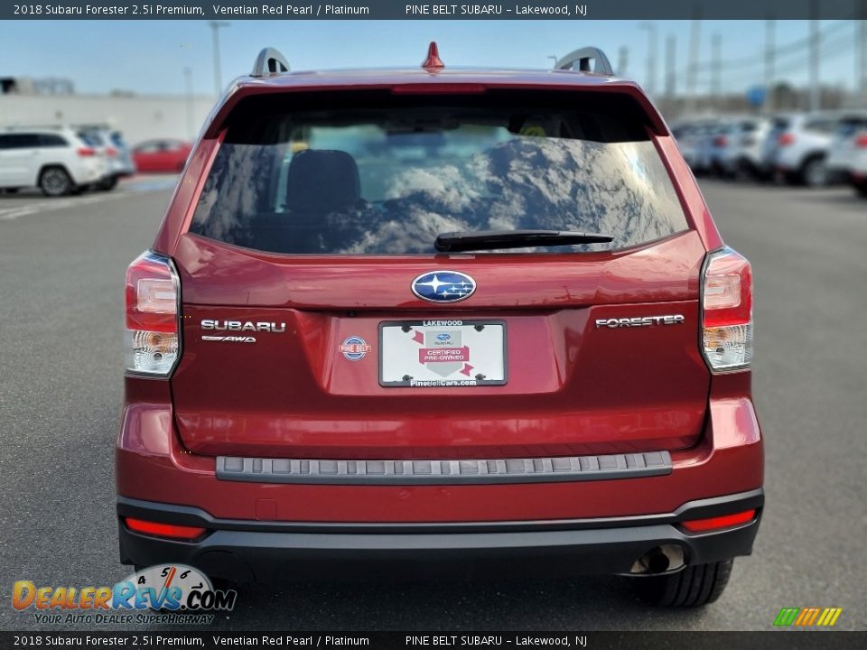 2018 Subaru Forester 2.5i Premium Venetian Red Pearl / Platinum Photo #18