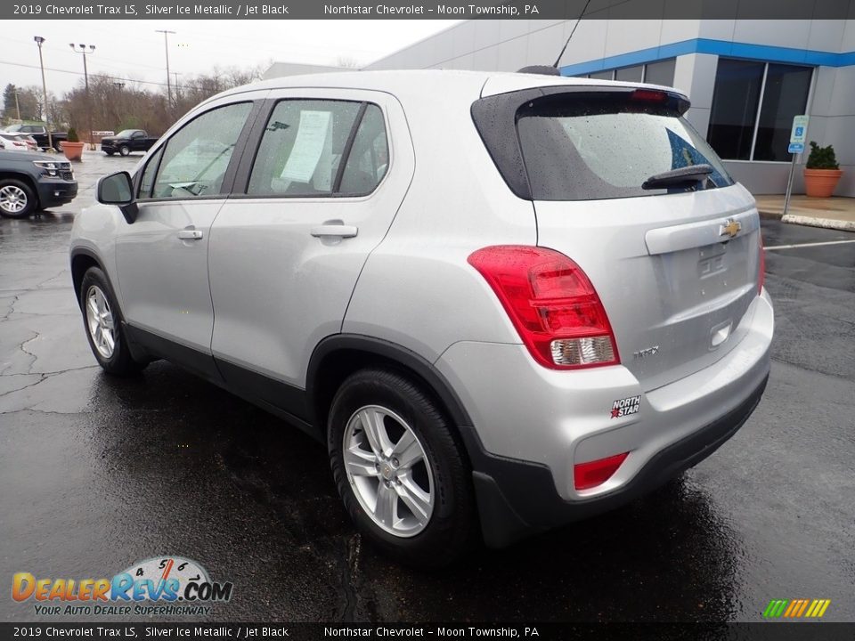 Silver Ice Metallic 2019 Chevrolet Trax LS Photo #4