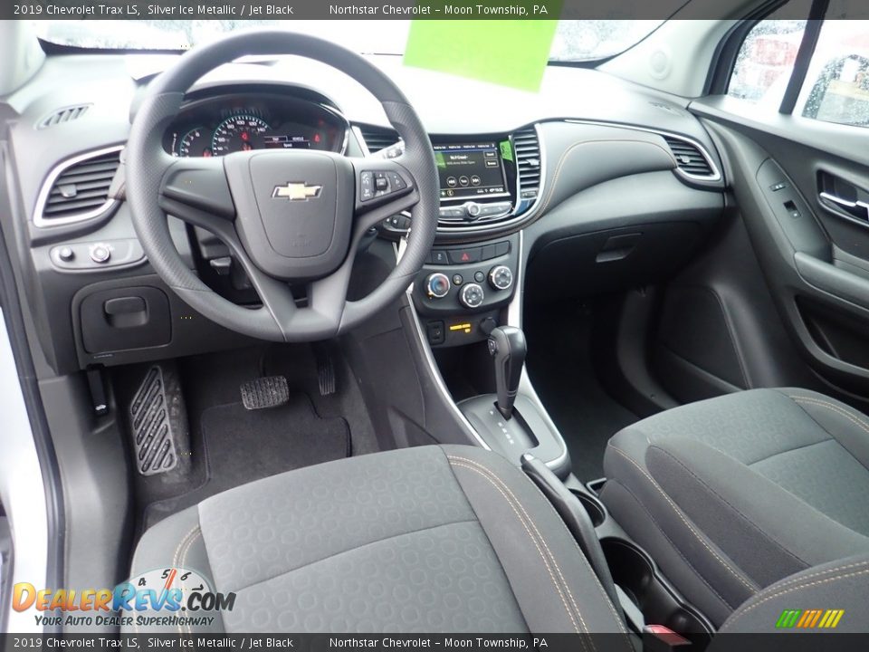 Front Seat of 2019 Chevrolet Trax LS Photo #22