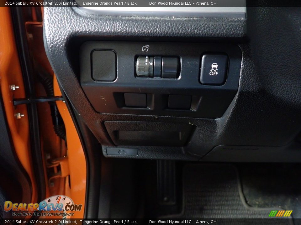 2014 Subaru XV Crosstrek 2.0i Limited Tangerine Orange Pearl / Black Photo #32