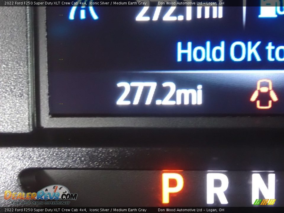 2022 Ford F250 Super Duty XLT Crew Cab 4x4 Iconic Silver / Medium Earth Gray Photo #33
