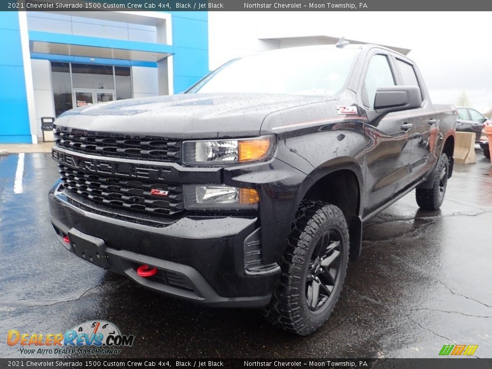 2021 Chevrolet Silverado 1500 Custom Crew Cab 4x4 Black / Jet Black Photo #2