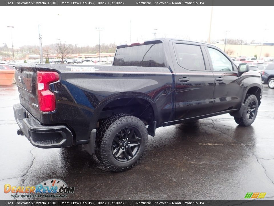 2021 Chevrolet Silverado 1500 Custom Crew Cab 4x4 Black / Jet Black Photo #8