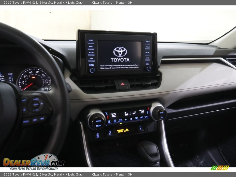 2019 Toyota RAV4 XLE Silver Sky Metallic / Light Gray Photo #9