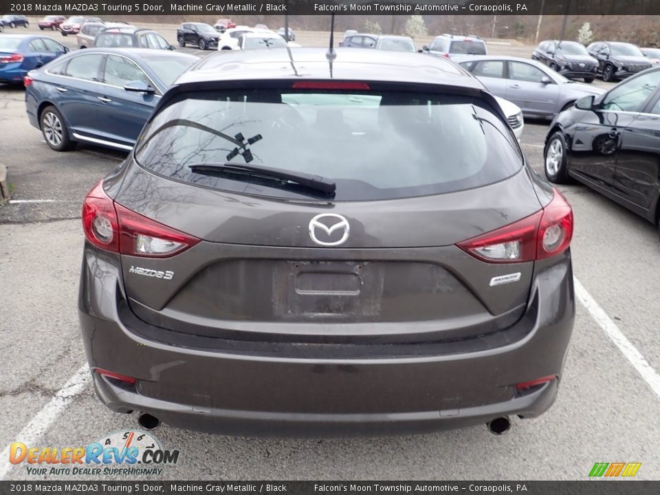 2018 Mazda MAZDA3 Touring 5 Door Machine Gray Metallic / Black Photo #3