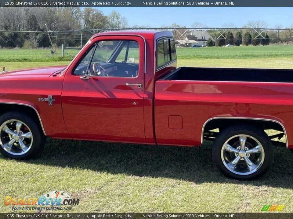 1985 Chevrolet C/K C10 Silverado Regular cab Apple Red / Burgundy Photo #8