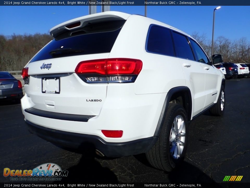 2014 Jeep Grand Cherokee Laredo 4x4 Bright White / New Zealand Black/Light Frost Photo #8