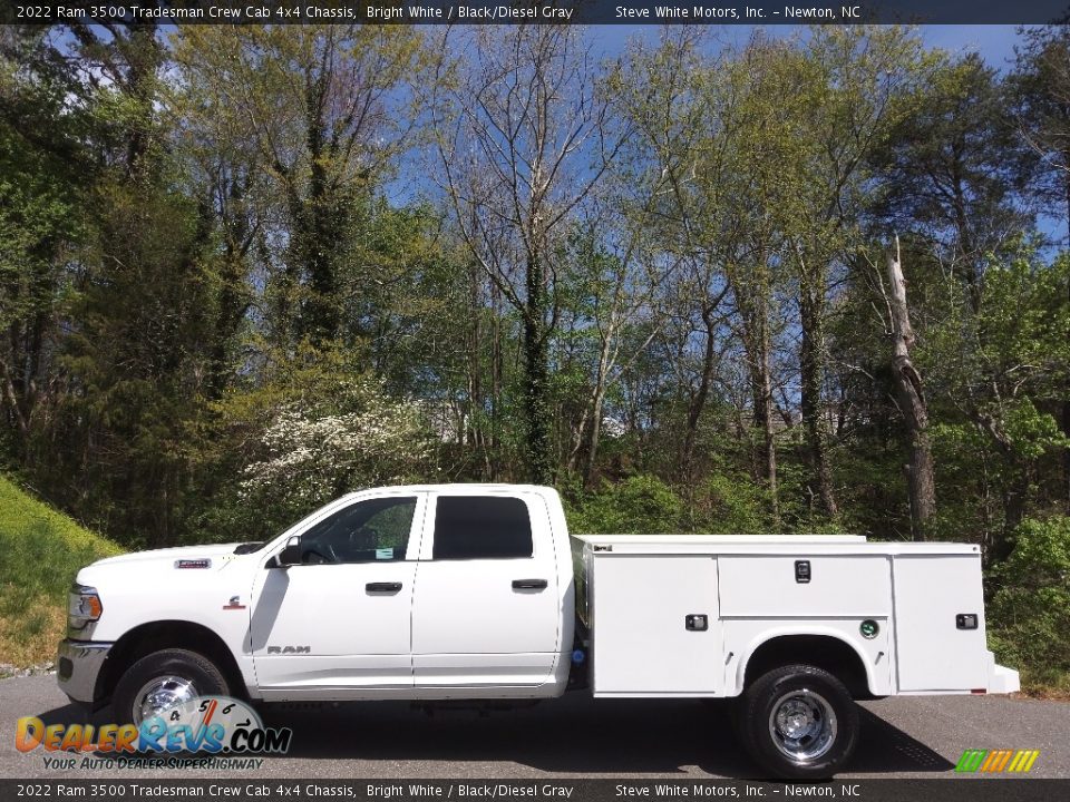 2022 Ram 3500 Tradesman Crew Cab 4x4 Chassis Bright White / Black/Diesel Gray Photo #1