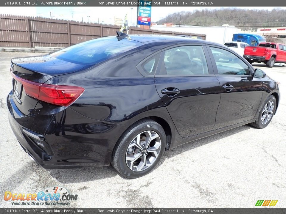 2019 Kia Forte LXS Aurora Black Pearl / Black Photo #5