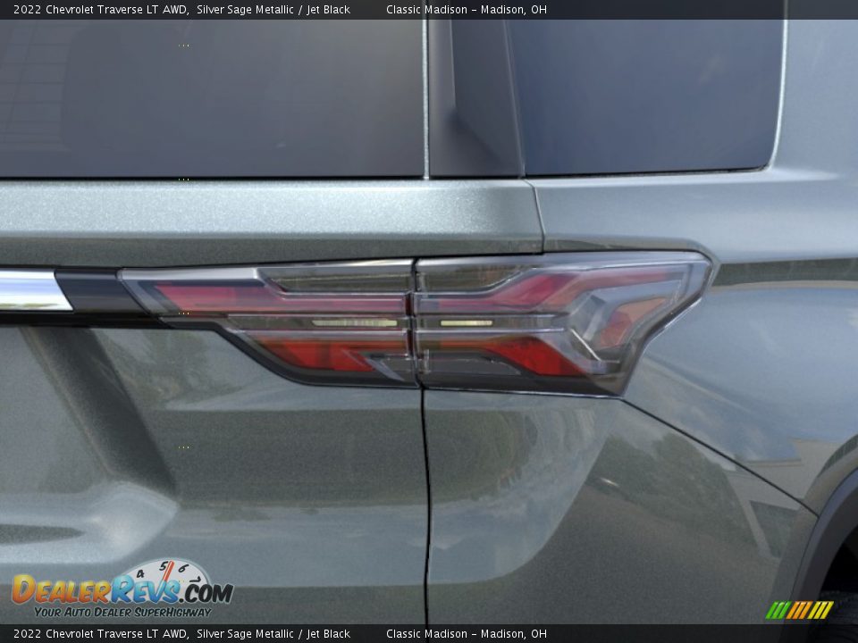 2022 Chevrolet Traverse LT AWD Silver Sage Metallic / Jet Black Photo #11