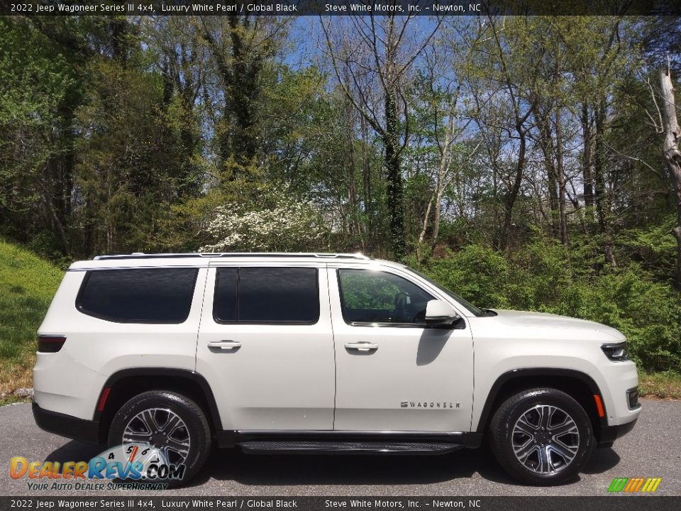 Luxury White Pearl 2022 Jeep Wagoneer Series III 4x4 Photo #5