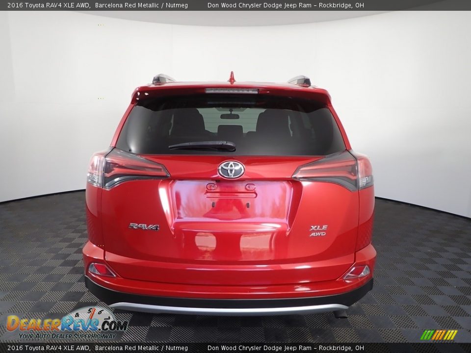 2016 Toyota RAV4 XLE AWD Barcelona Red Metallic / Nutmeg Photo #11