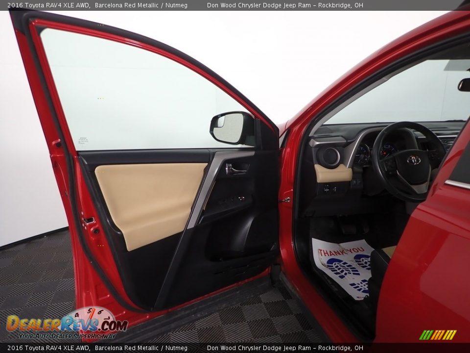 2016 Toyota RAV4 XLE AWD Barcelona Red Metallic / Nutmeg Photo #15
