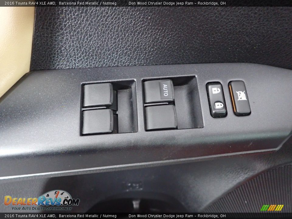 2016 Toyota RAV4 XLE AWD Barcelona Red Metallic / Nutmeg Photo #16