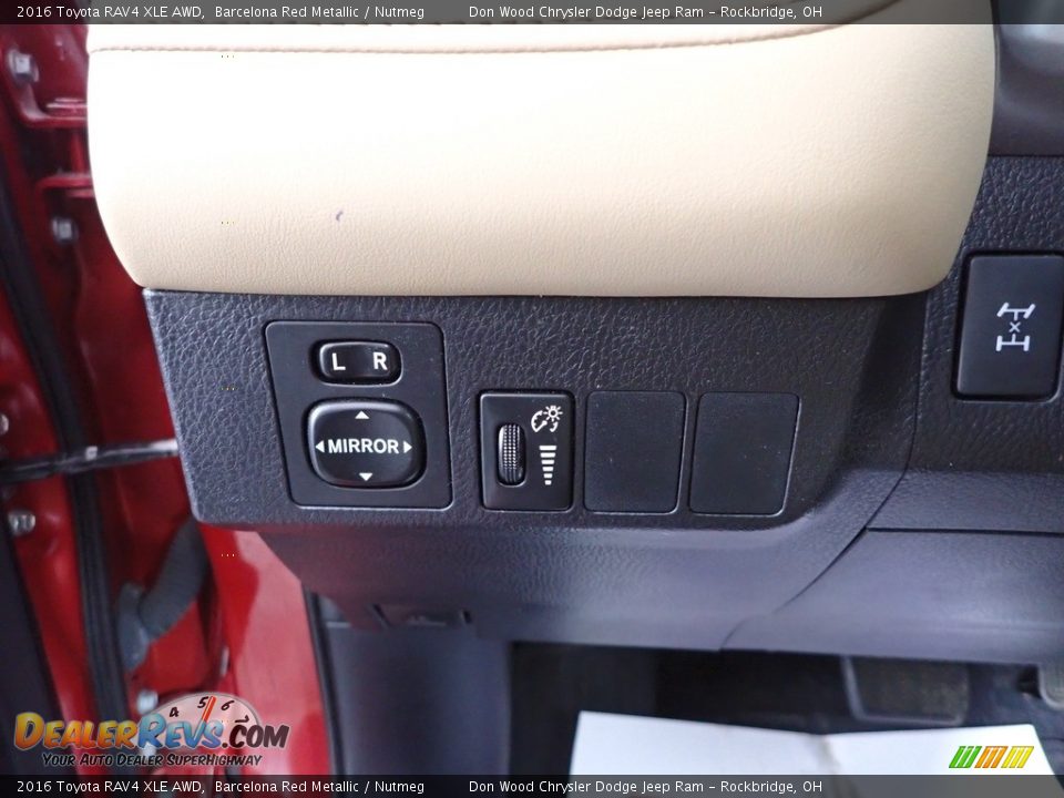 2016 Toyota RAV4 XLE AWD Barcelona Red Metallic / Nutmeg Photo #19
